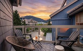 R & R Retreat Luxury Condo